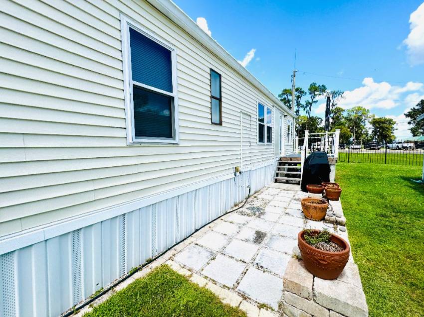 8 Captain Kidd Lane a Winter Haven, FL Mobile or Manufactured Home for Sale
